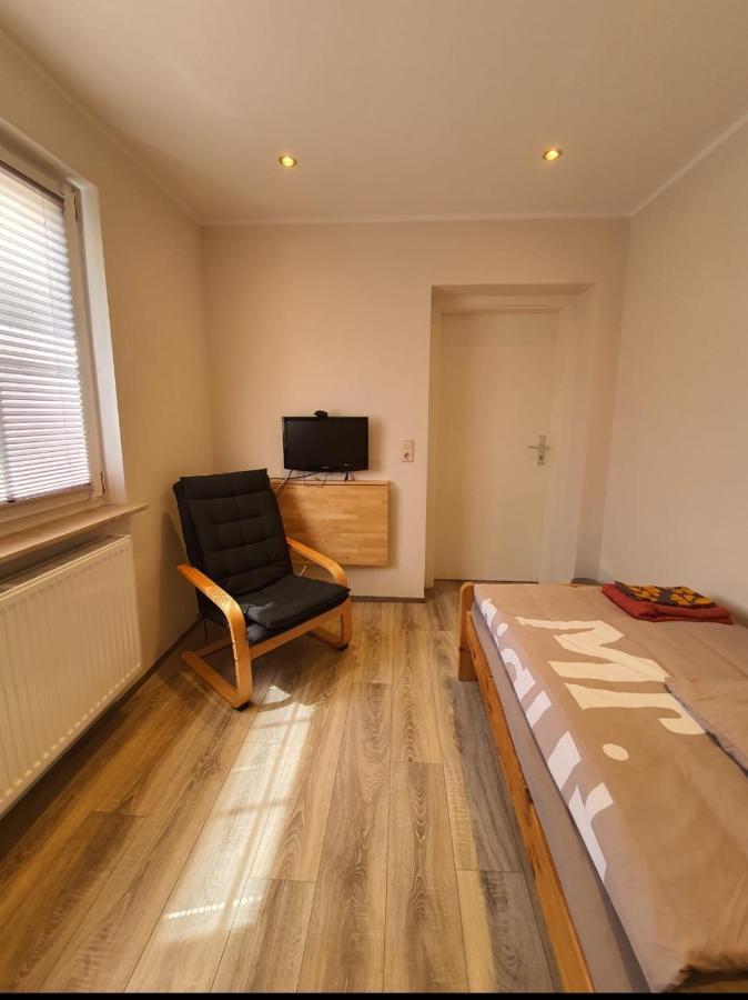 Zimmervermietung Lannik Hotell Hildesheim Exteriör bild